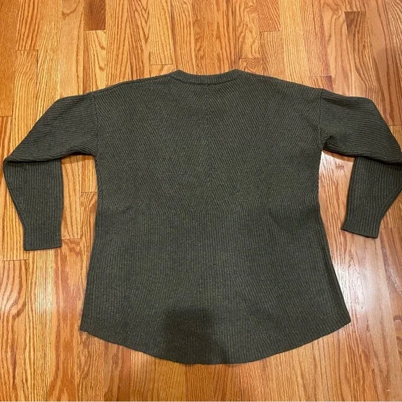 Madewell olive green crewneck textured sweater - Picture 2 of 4